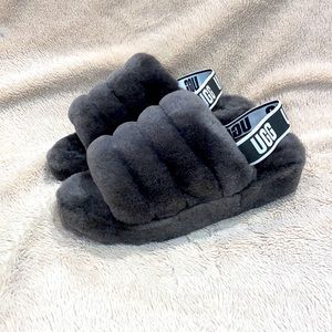 UGG: Fluff Yeah Slide